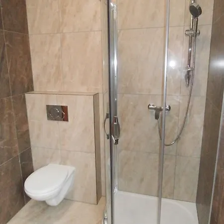 Hotell Monika 3*